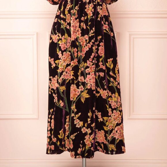 Floral Puff-Sleeve Midi Dress - Adelyn Rae - Picture 8 of 9